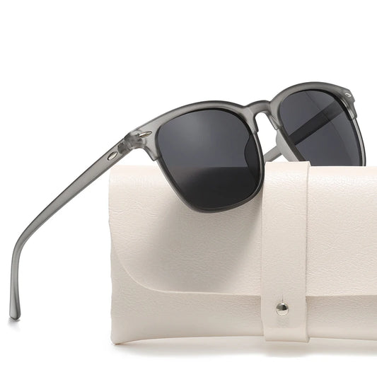 New Polarized Sunglasses Women Black Plastic Full Frame Square Sun Glasses Men Out Door Sun Eyewear Fashionable Eyeglass Uv400